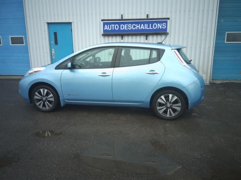 2015
Nissan
Leaf