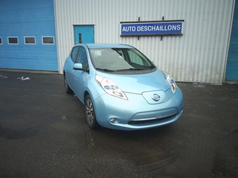 2015
Nissan
Leaf